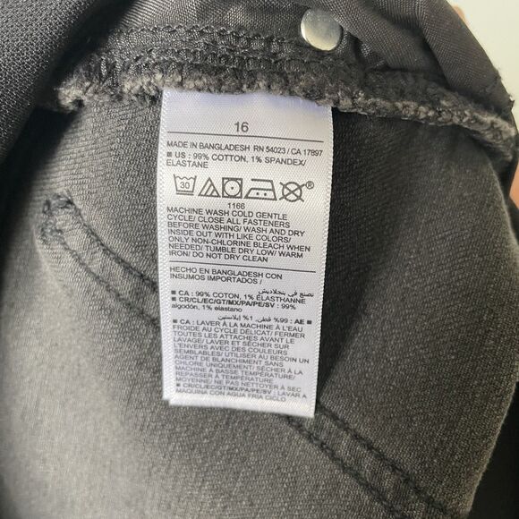 Old Navy Maternity Boyfriend Cutoff Denim Shorts Black Pregnancy Women's 16 - Picture 8 of 8